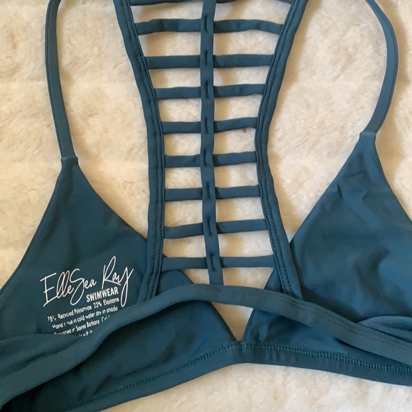 Elle Sea Ray Palm Top and Devs Bottom - Picture 7 of 8